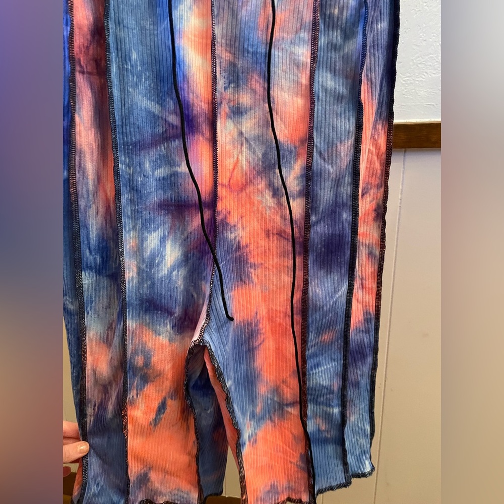 Tie dye romper, pink/blue, ribbed material. NWT - Picture 2 of 4